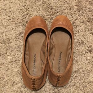 GUC LUCKY BRAND FLATS
